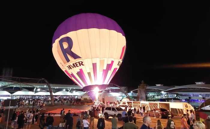 Novidade nesta edição, mostra do 34º Festival Internacional de Balonismo de Torres fez parte da programação da Festa da Uva 2024